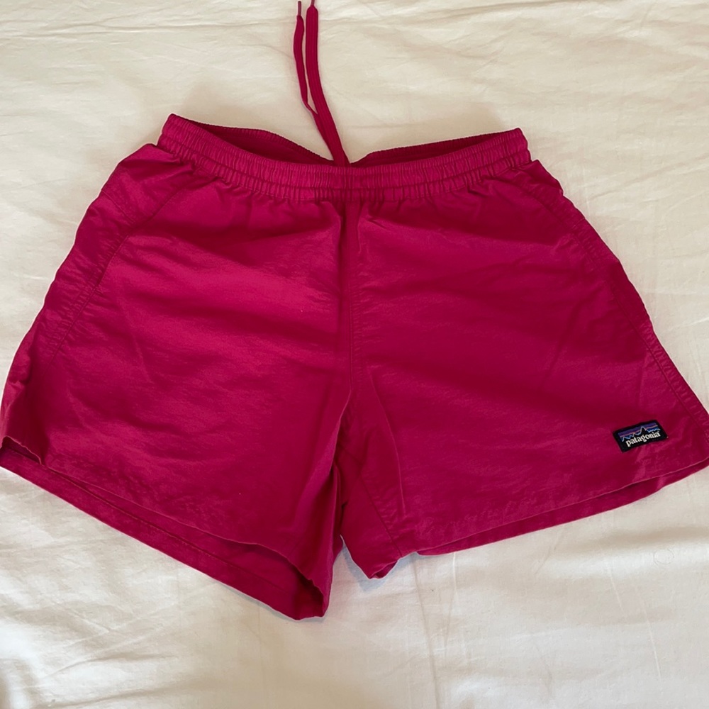 Patagonia Women’s 5” Baggies Shorts Hot Pink